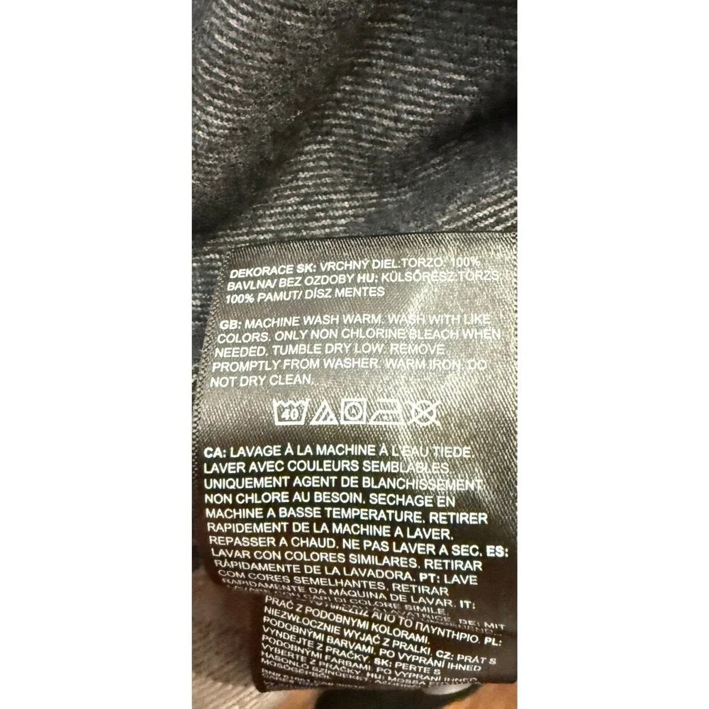 The North Face Flannel Shirt Men's Size Small Heavy Black/Gray Plaid Never Worn